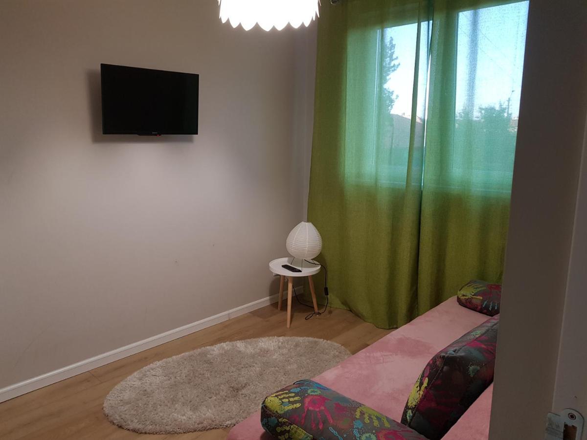 Sunshine Apartament Тыргу-Муреш Номер фото